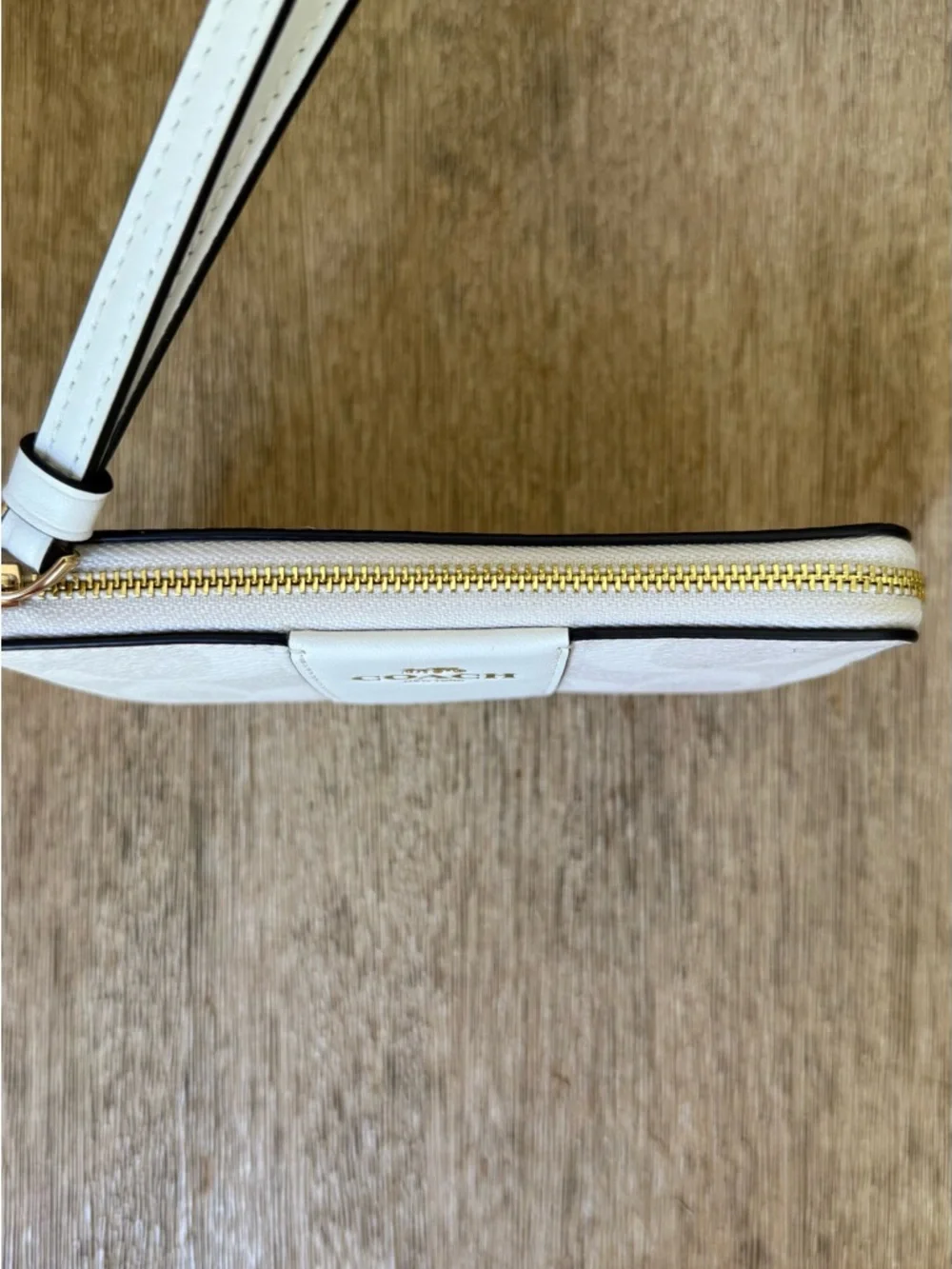 Coach Signature Canvas Wristlet NWT Chalk White Gold Zip Pouch - Picture 5 of 6